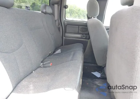 2003 Chevrolet Silverado 1500 z USA, uszkodzony, nr VIN 1GCEK19V33E142807